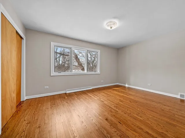 $450,000 | 105 East Elaine Circle, Prospect Heights, IL 60070