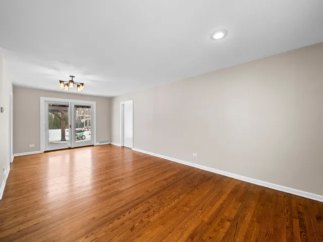 $450,000 | 105 East Elaine Circle, Prospect Heights, IL 60070