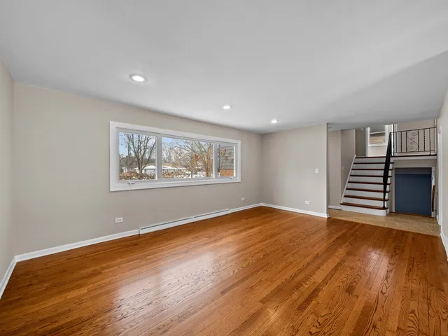 $450,000 | 105 East Elaine Circle, Prospect Heights, IL 60070