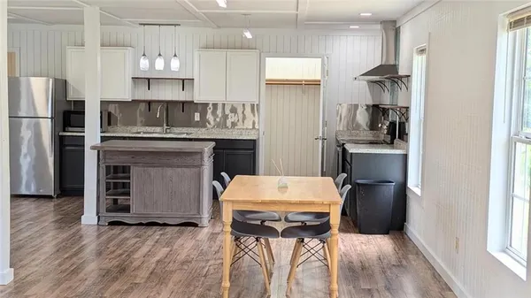 $985,000 | 500 Coleman Mill Road, Carrollton, GA 30116