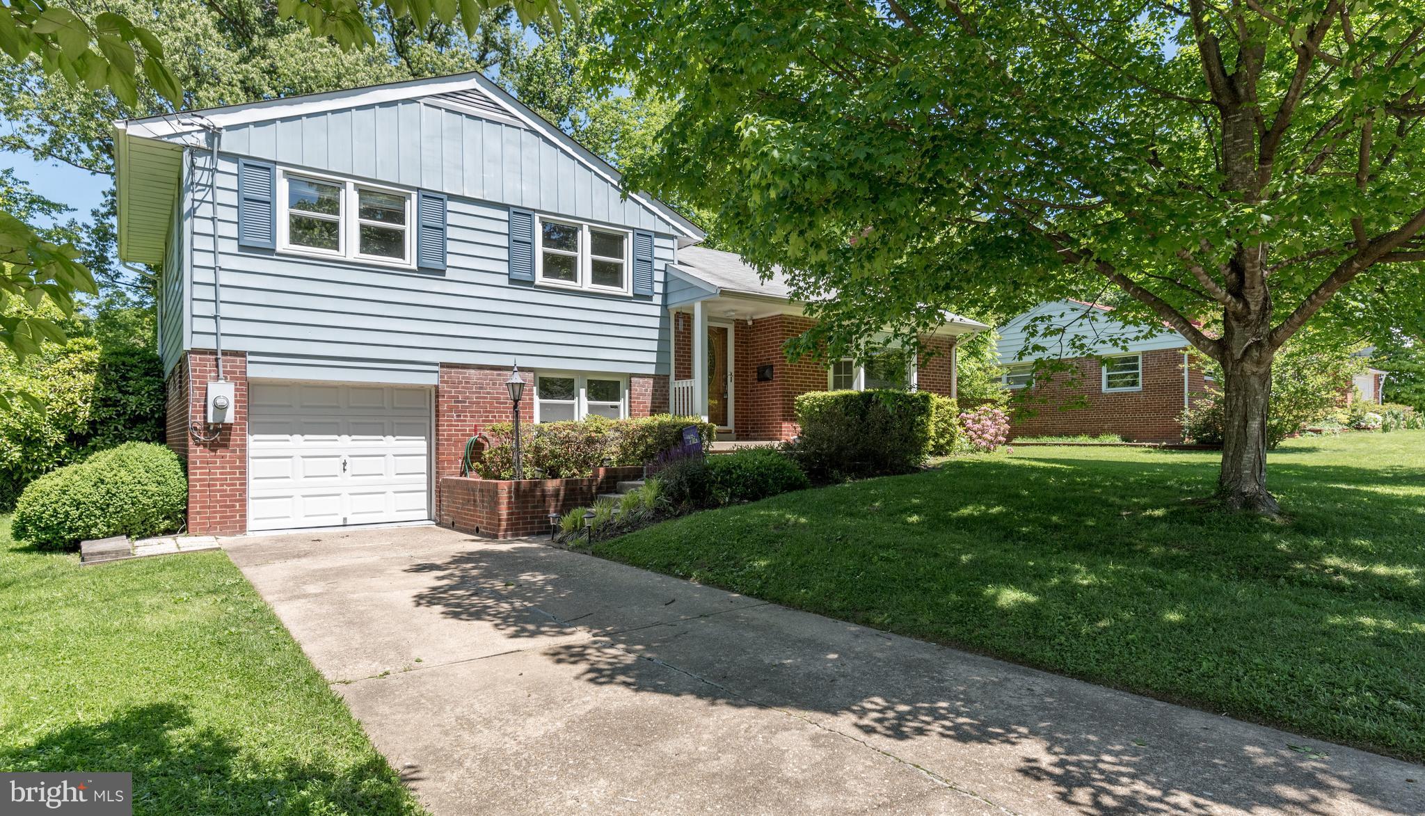 7512 Gresham Street Springfield, VA 22151 - Photo 22 of 30 Exterior (Front)