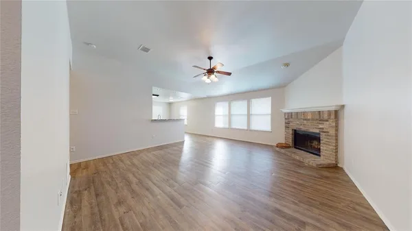$1,925 | 2015 Gardenia Drive, Forney, TX 75126