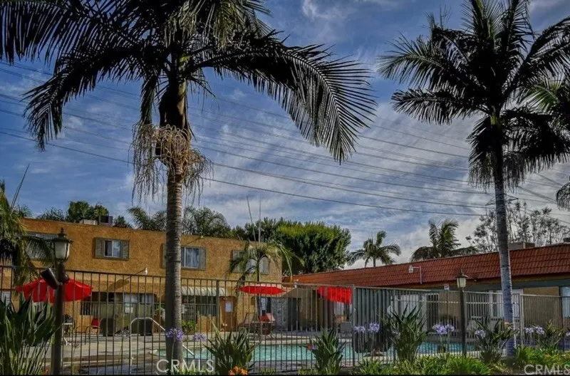 1616 South Euclid Street, Unit 54 Anaheim, CA 92802 - Photo 4 of 11