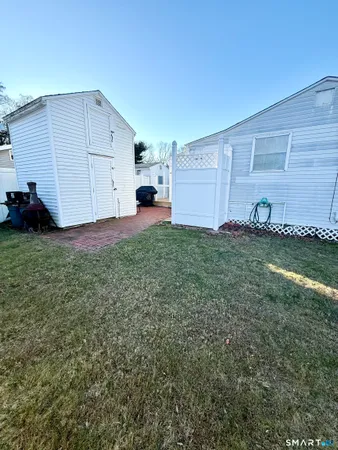 a view of a outdoor space