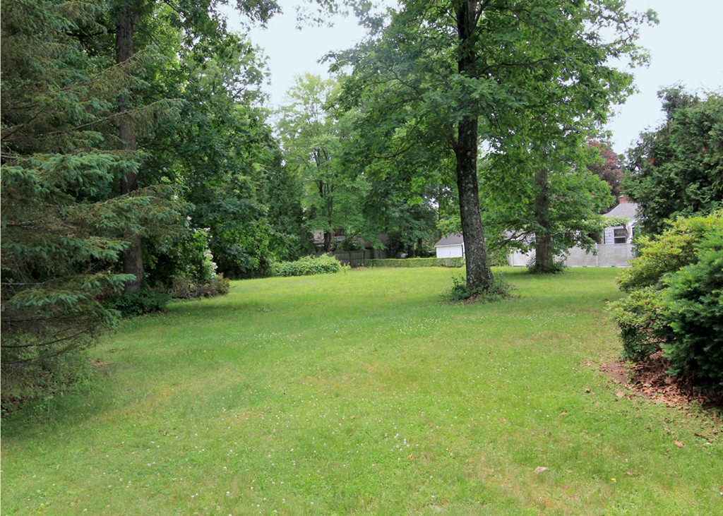 781 Holyoke Road Westfield, MA 01085 - Photo 16 of 17 Gallery Image 16