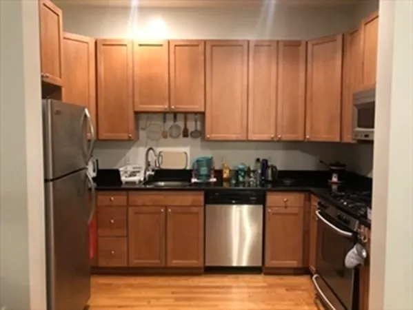$3,400 | 520 Massachusetts Avenue, Unit 2, Boston, MA 02118