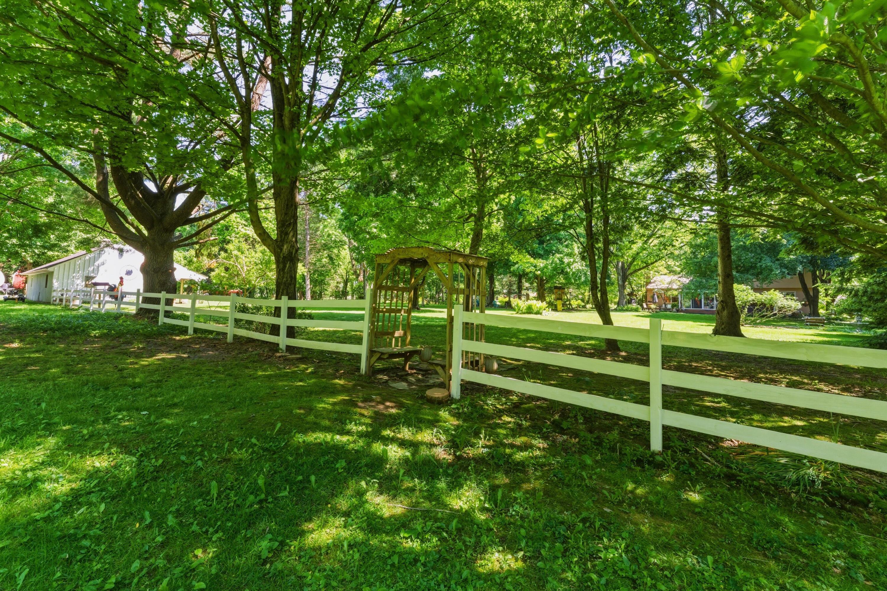 11775 Woodtown Road Galena, OH 43021 - Photo 17 of 41