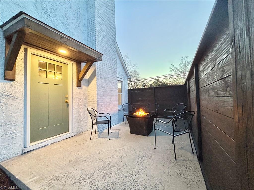 1147 Johnsontown Road Thomasville, NC 27360 - Photo 6 of 25 Private Patio