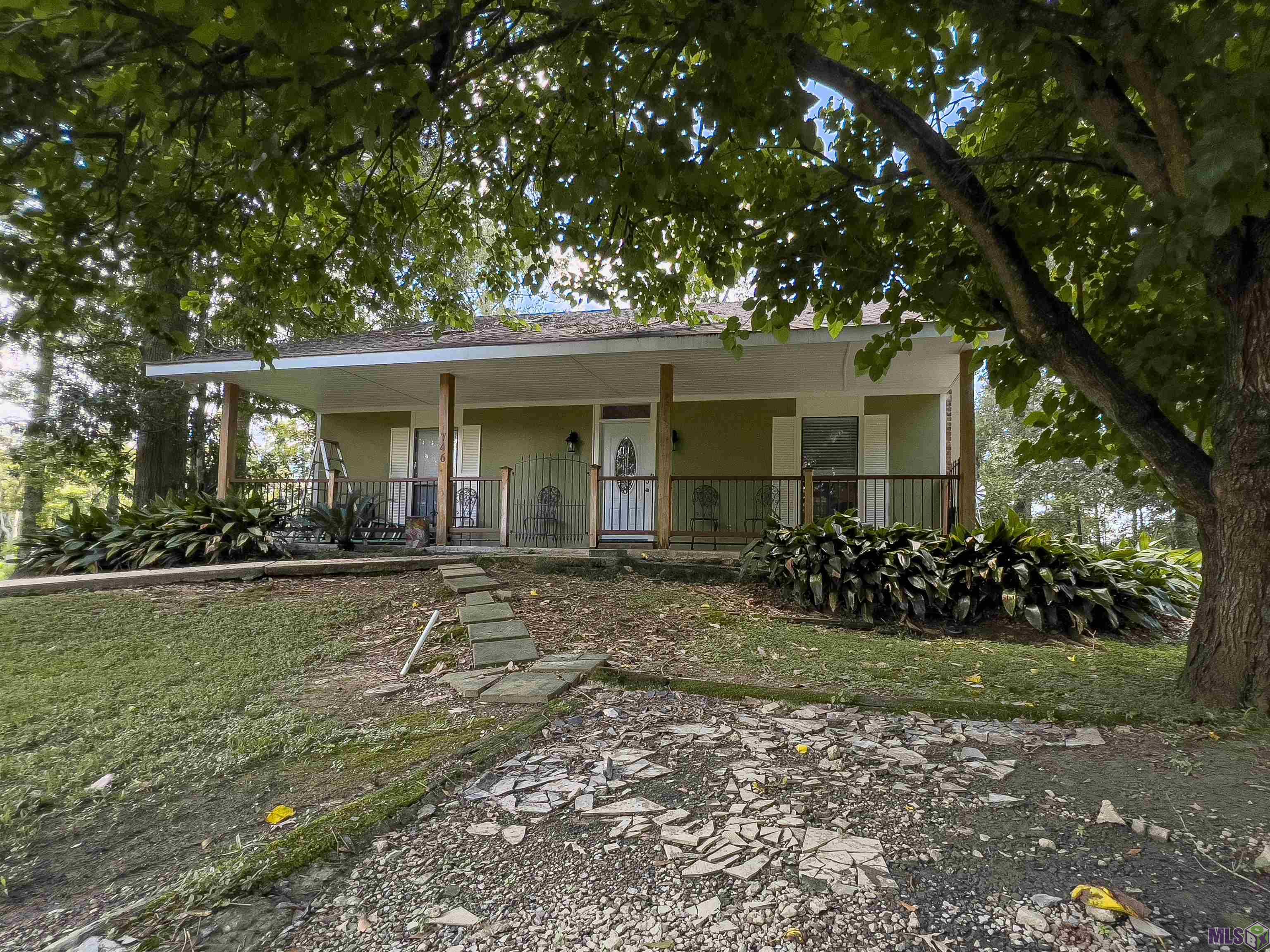 746 Riverview Drive Baton Rouge, LA 70816 - Photo 3 of 38 Gallery Image 3