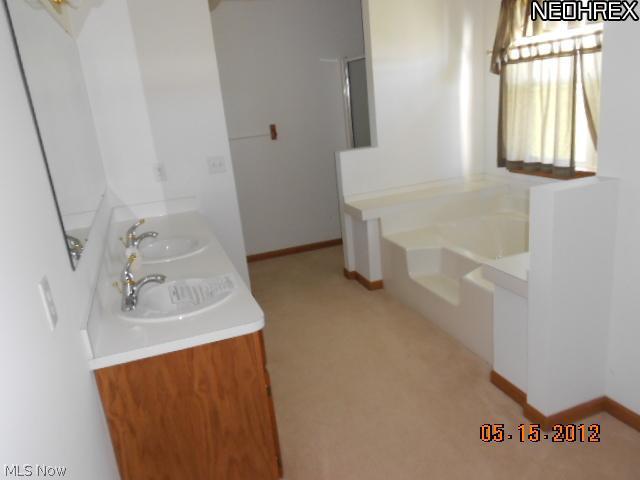 6881 Gar Highway Rome, OH 44085 - Photo 10 of 23