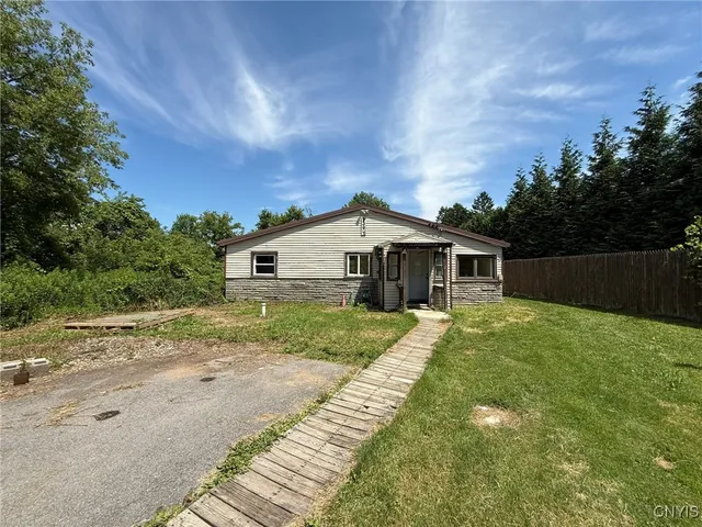 $70,000 | 9394 Brewerton Road, Cicero, NY 13029