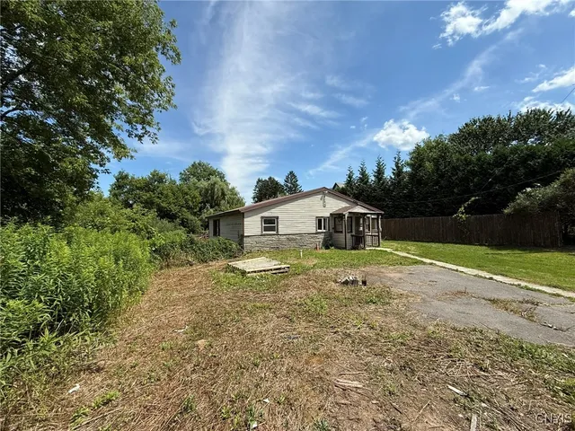 $70,000 | 9394 Brewerton Road, Cicero, NY 13029