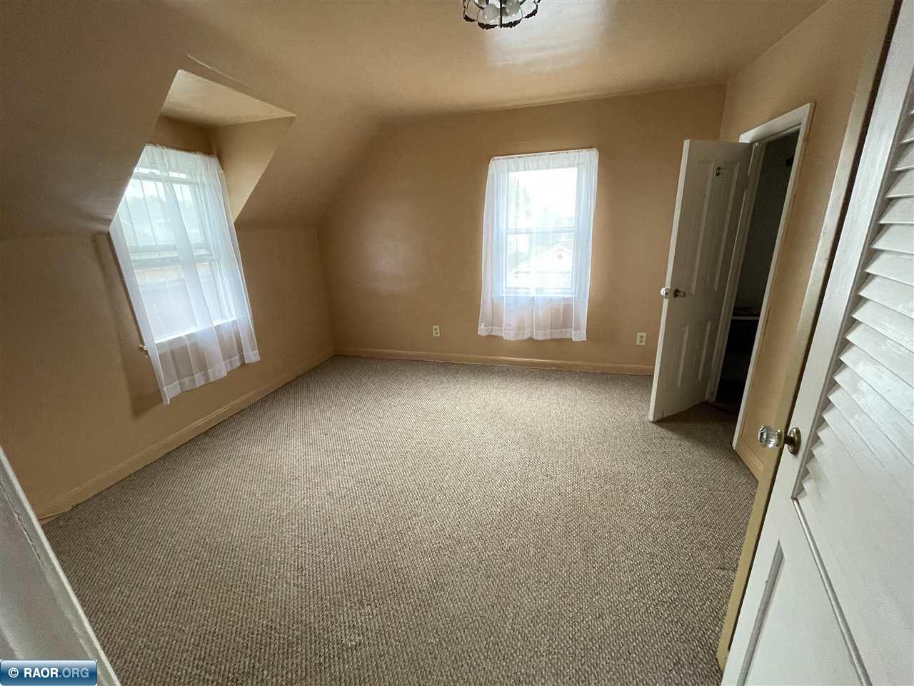 112 Virginia Avenue East Gilbert, MN 55741 - Photo 18 of 26