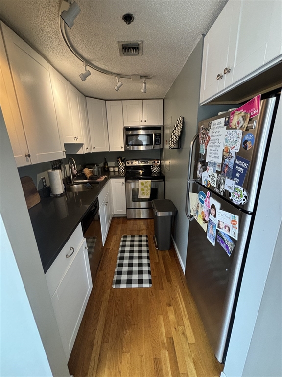 19 Main Street, Unit D Boston, MA 02129 - Photo 4 of 9