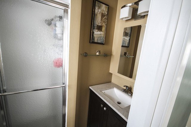 451 Golf Road Crystal Lake, IL 60014 - Photo 8 of 23