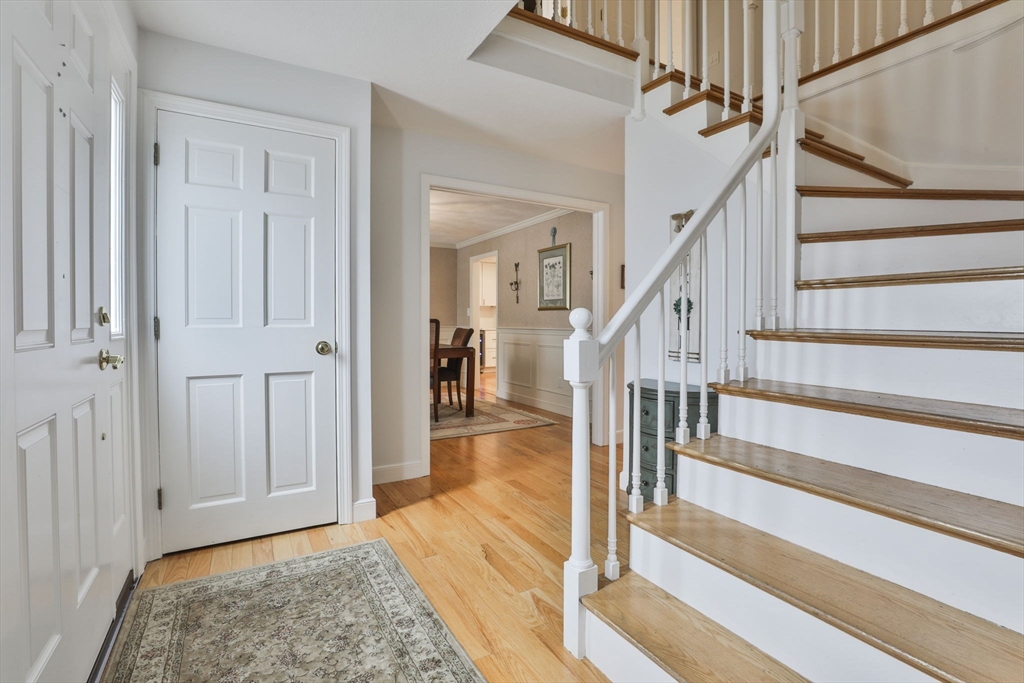 110 Quail Run Road North Andover, MA 01845 - Photo 8 of 40 Gallery Image 8