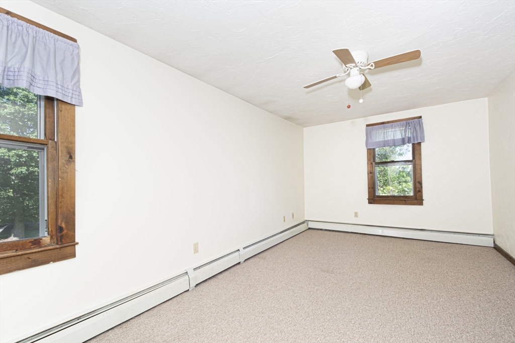 12 Ridge Road Shrewsbury, MA 01545 - Photo 16 of 42