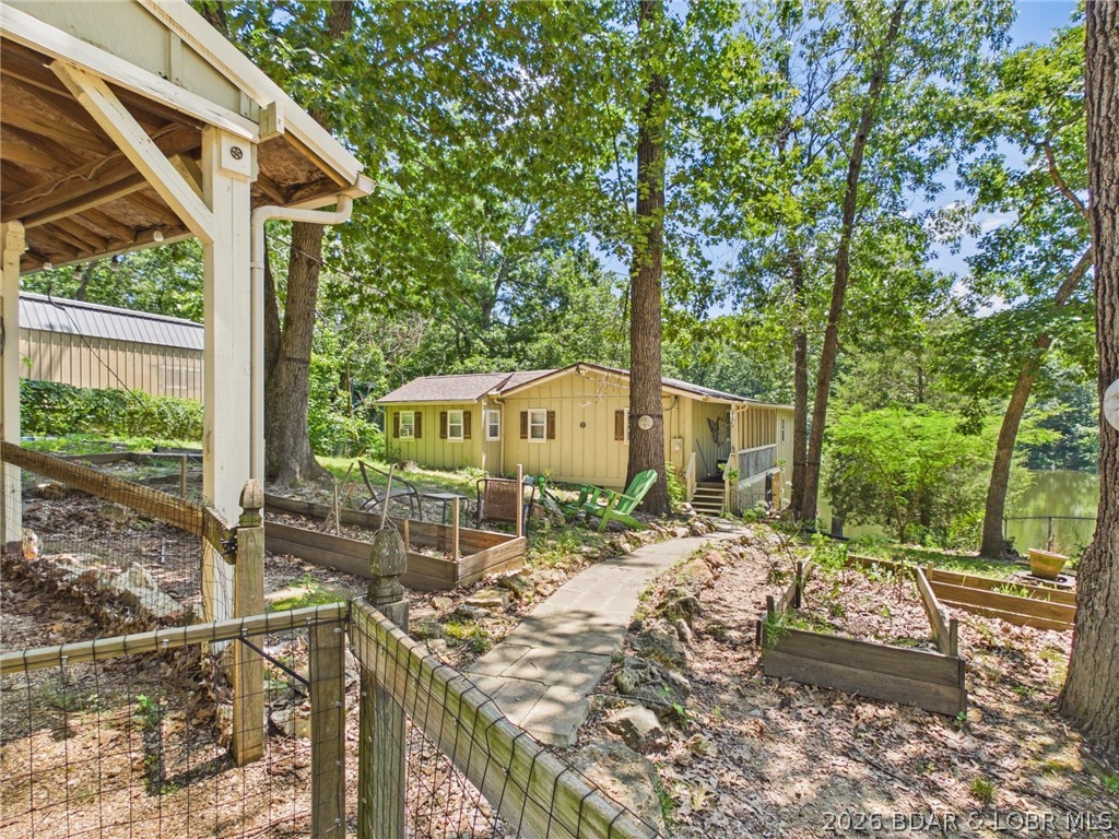 3584 Walnut Hills Road Stover, MO 65078 - Photo 4 of 46