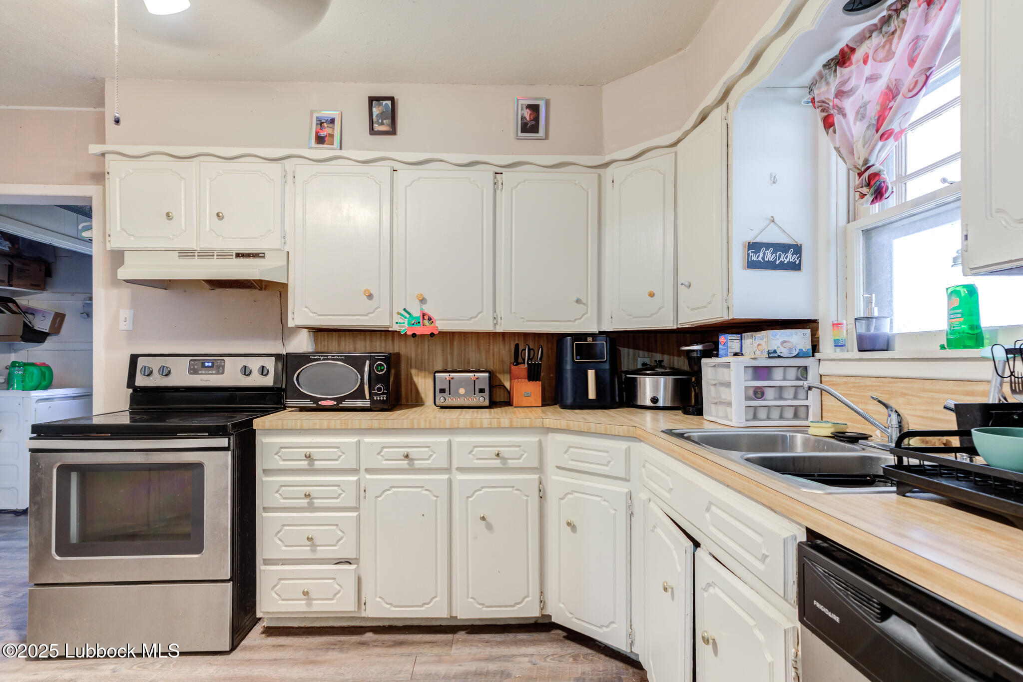 540 West Lynn Street Slaton, TX 79364 - Photo 8 of 19 DSC08749_50_51