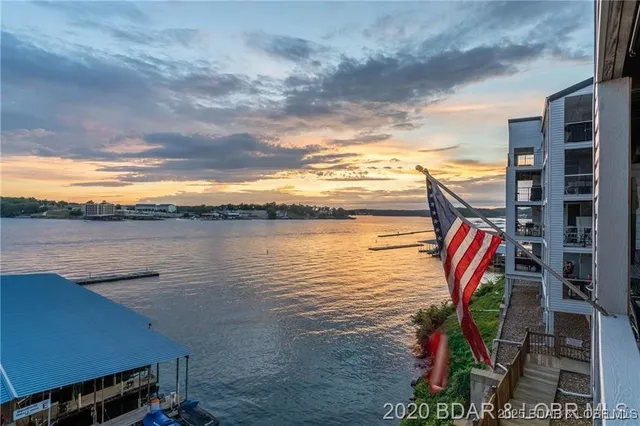 $280,000 | 4897 Bridgepointe Drive, Unit 122, Osage Beach, MO 65065