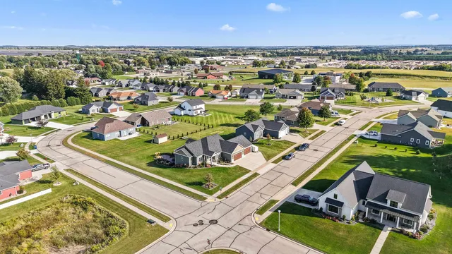 $599,900 | 834 Evergreen Drive, Brownsville, WI 53006