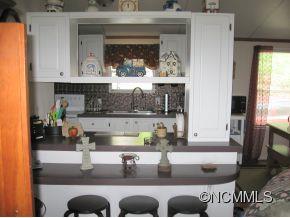 681 River Point Road Canton, NC 28716 - Photo 5 of 23 Gallery Image 5