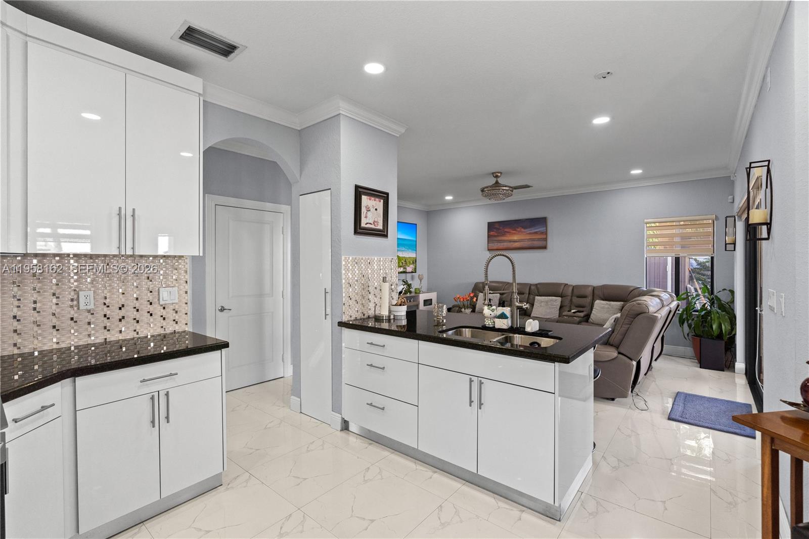 3281 Southwest 145th Avenue Miami, FL 33175 - Photo 14 of 54