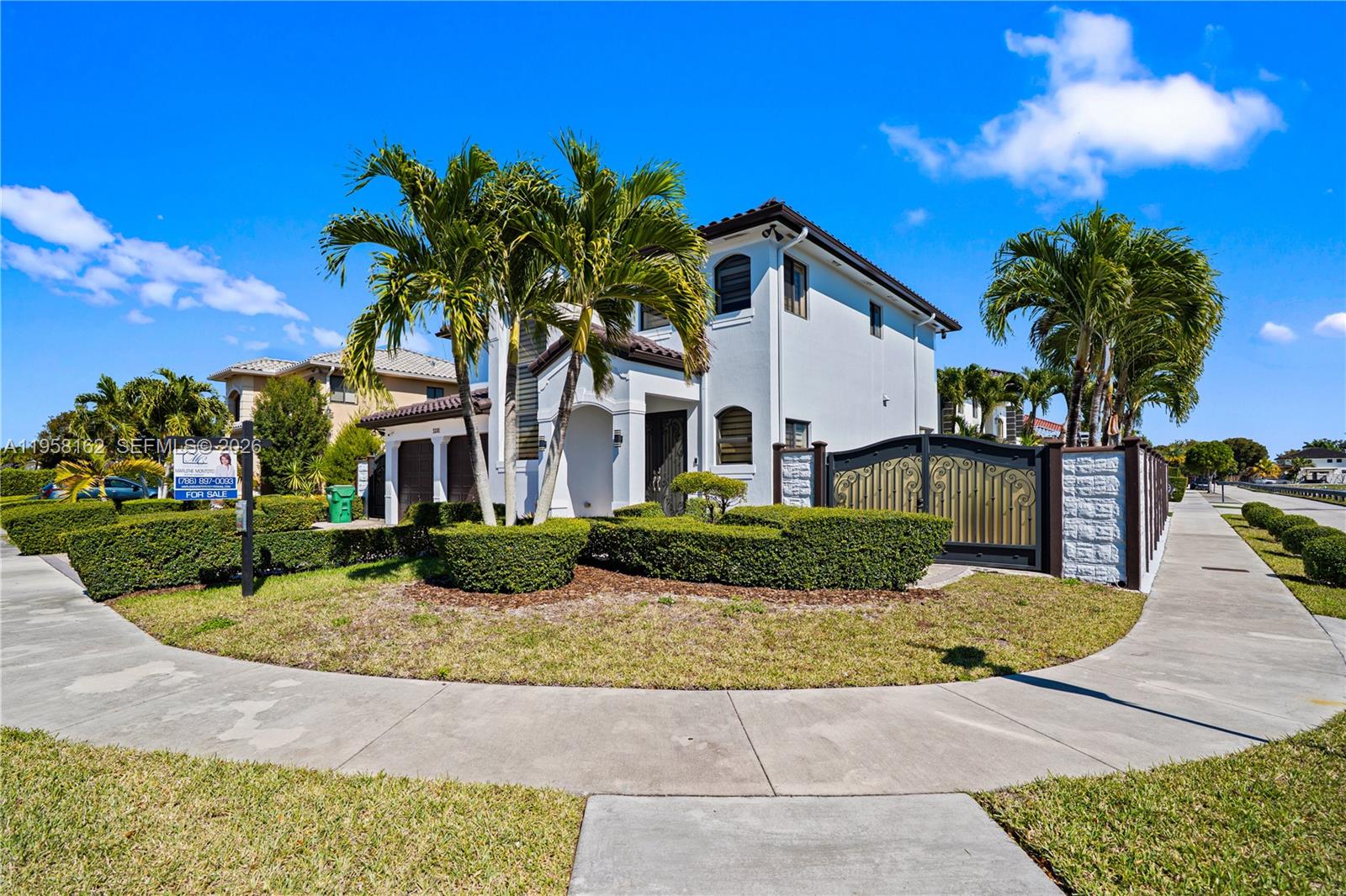 3281 Southwest 145th Avenue Miami, FL 33175 - Photo 3 of 54