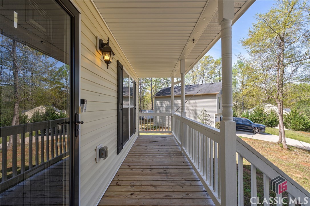 360 Elizabeth Court Colbert, GA 30628 - Photo 12 of 43