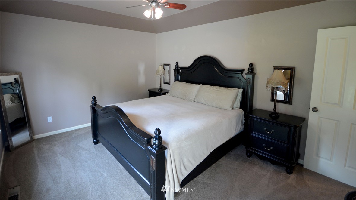 16712 Hauk Lane Southwest Rochester, WA 98579 - Photo 13 of 25 Gallery Image 13