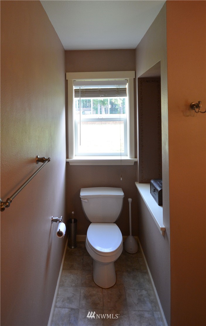 16712 Hauk Lane Southwest Rochester, WA 98579 - Photo 15 of 25 Gallery Image 15
