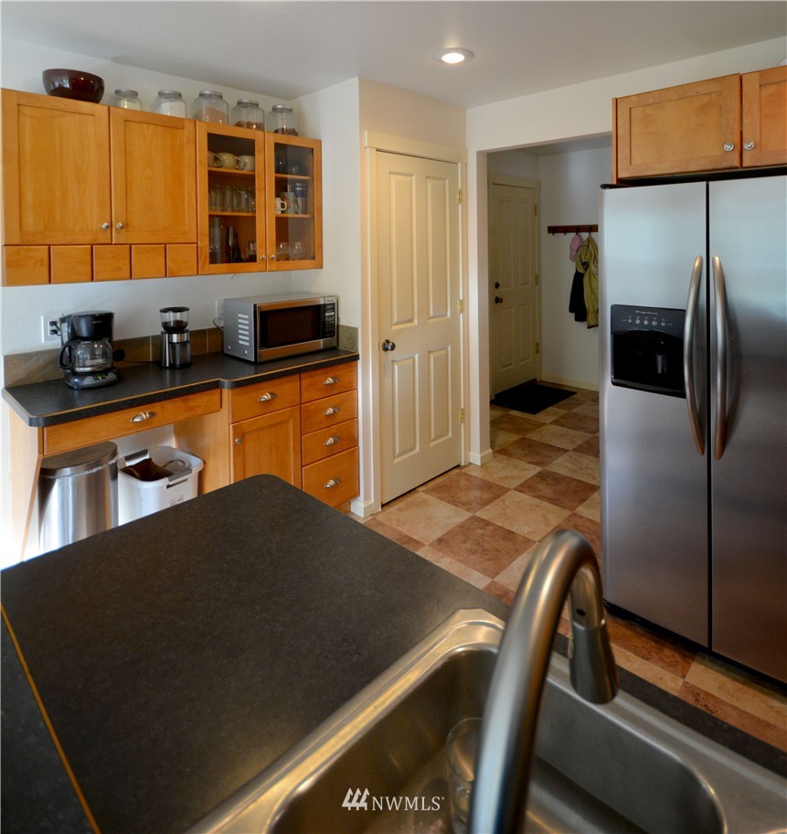 16712 Hauk Lane Southwest Rochester, WA 98579 - Photo 9 of 25 Gallery Image 9