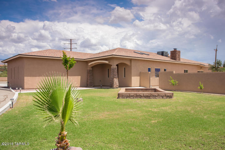 11210 East Tanque Verde Road Tucson, AZ 85749 - Photo 1 of 34 Gallery Image 1