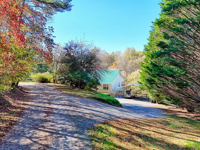 $494,500 | 257 Brandus Drive, Hayesville, NC 28904