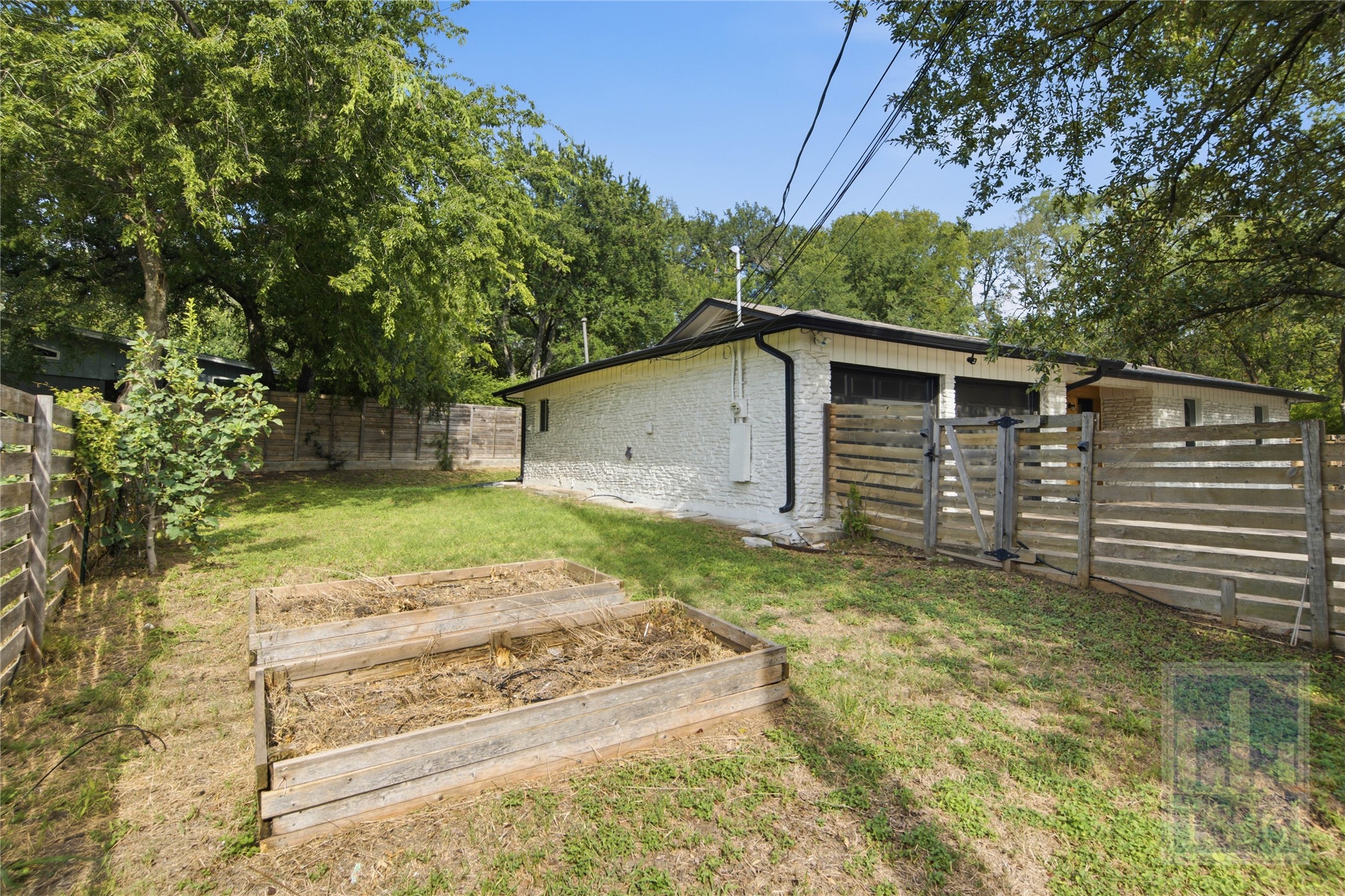 2703 Burleson Road Austin, TX 78741 - Photo 27 of 34