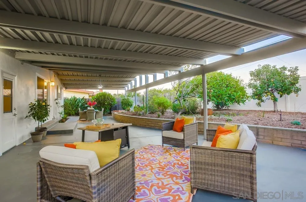 2831 Murray Ridge Road San Diego, CA 92123 - Photo 4 of 24 Gallery Image 4