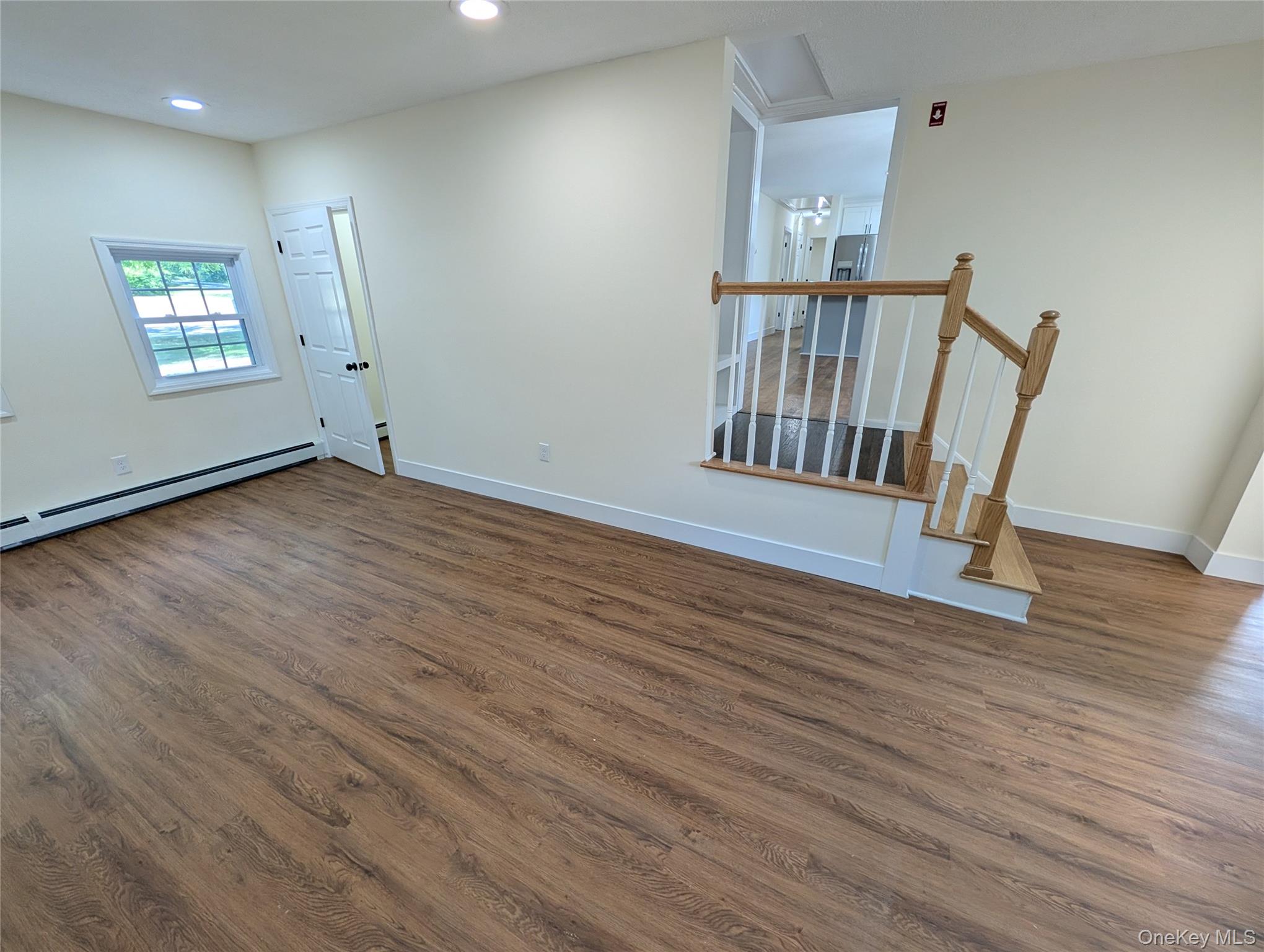 669 Vassar Road Poughkeepsie, NY 12603 - Photo 9 of 28