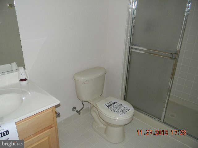 13405 Rising Sun Lane Germantown, MD 20874 - Photo 15 of 16 Bath
