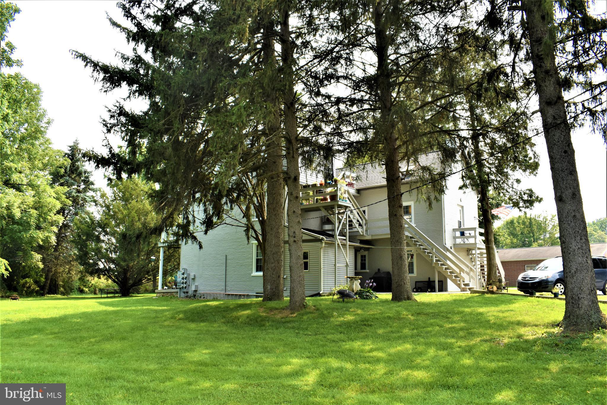 3199 Irishtown Road Gordonville, PA 17529 - Photo 5 of 12 Gallery Image 5