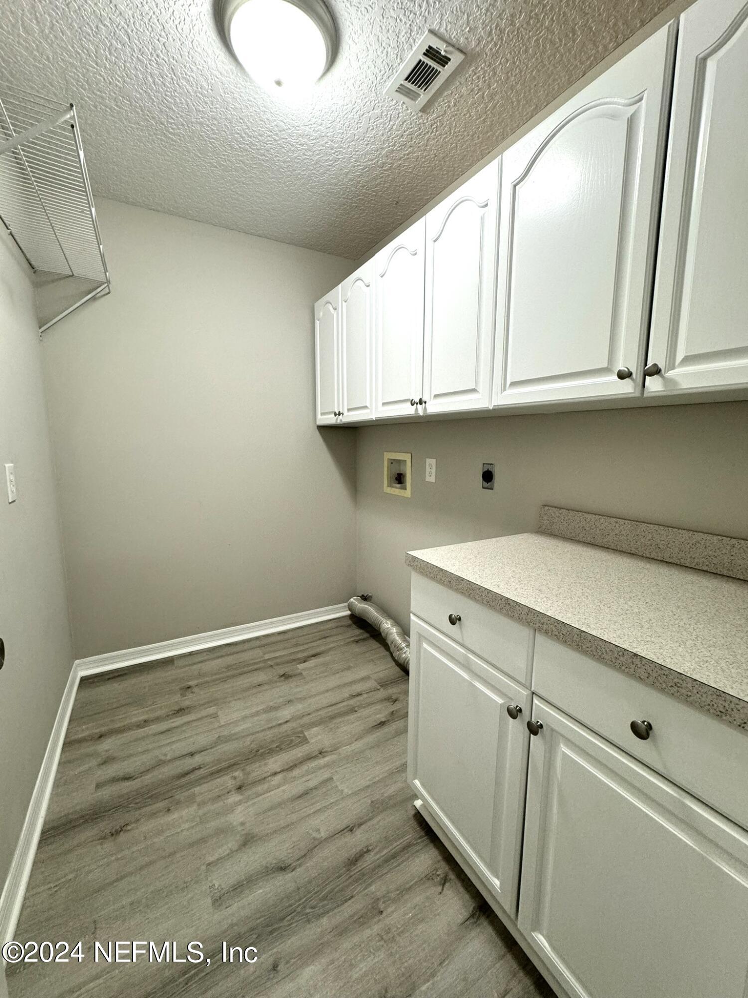 3332 Gay Road Orange Park, FL 32065 - Photo 14 of 29 14 Laundry Room
