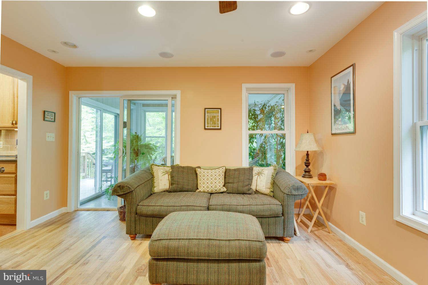 1918 Leonard Road Falls Church, VA 22043 - Photo 10 of 30 Family Room