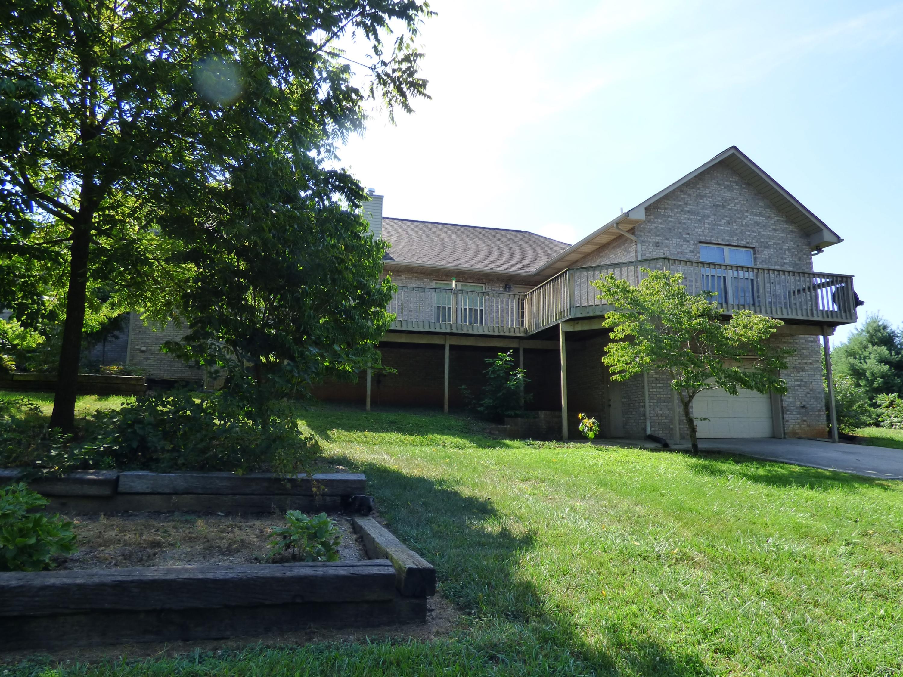 969 Zirkle Road Dandridge, TN 37725 - Photo 4 of 24 P1190622
