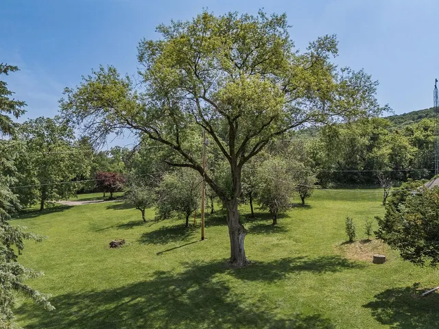 $1,499,900 | E12505 County Road West, Baraboo, WI 53913
