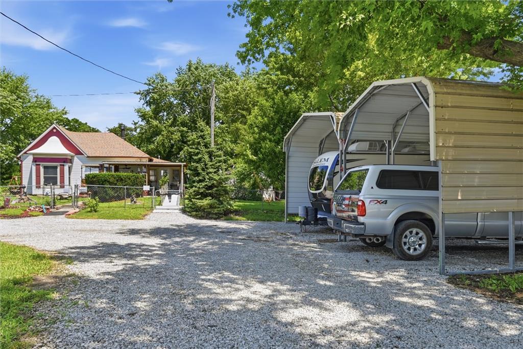 12472 Saline Road Oskaloosa, KS 66066 - Photo 35 of 37