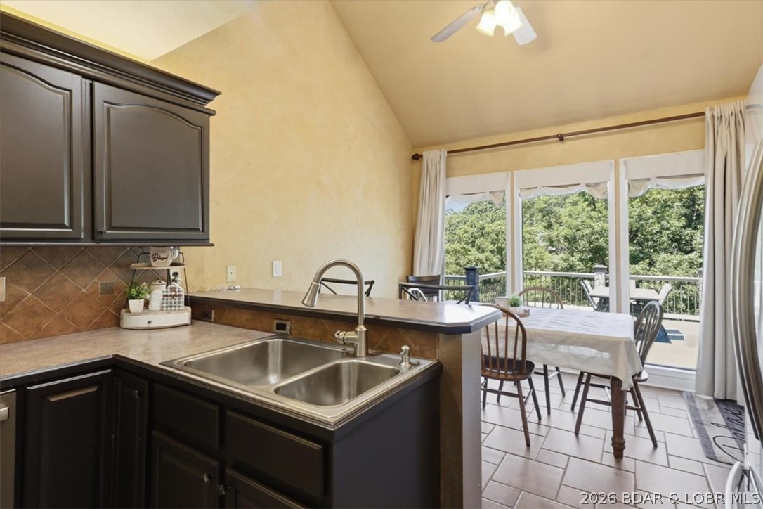 71 Arrowhead Beach Road Lake Ozark, MO 65049 - Photo 15 of 51