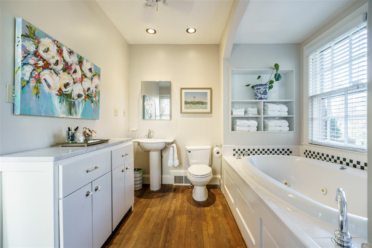 1301 Duplin Road Raleigh, NC 27607 - Photo 15 of 27 Photo 15
