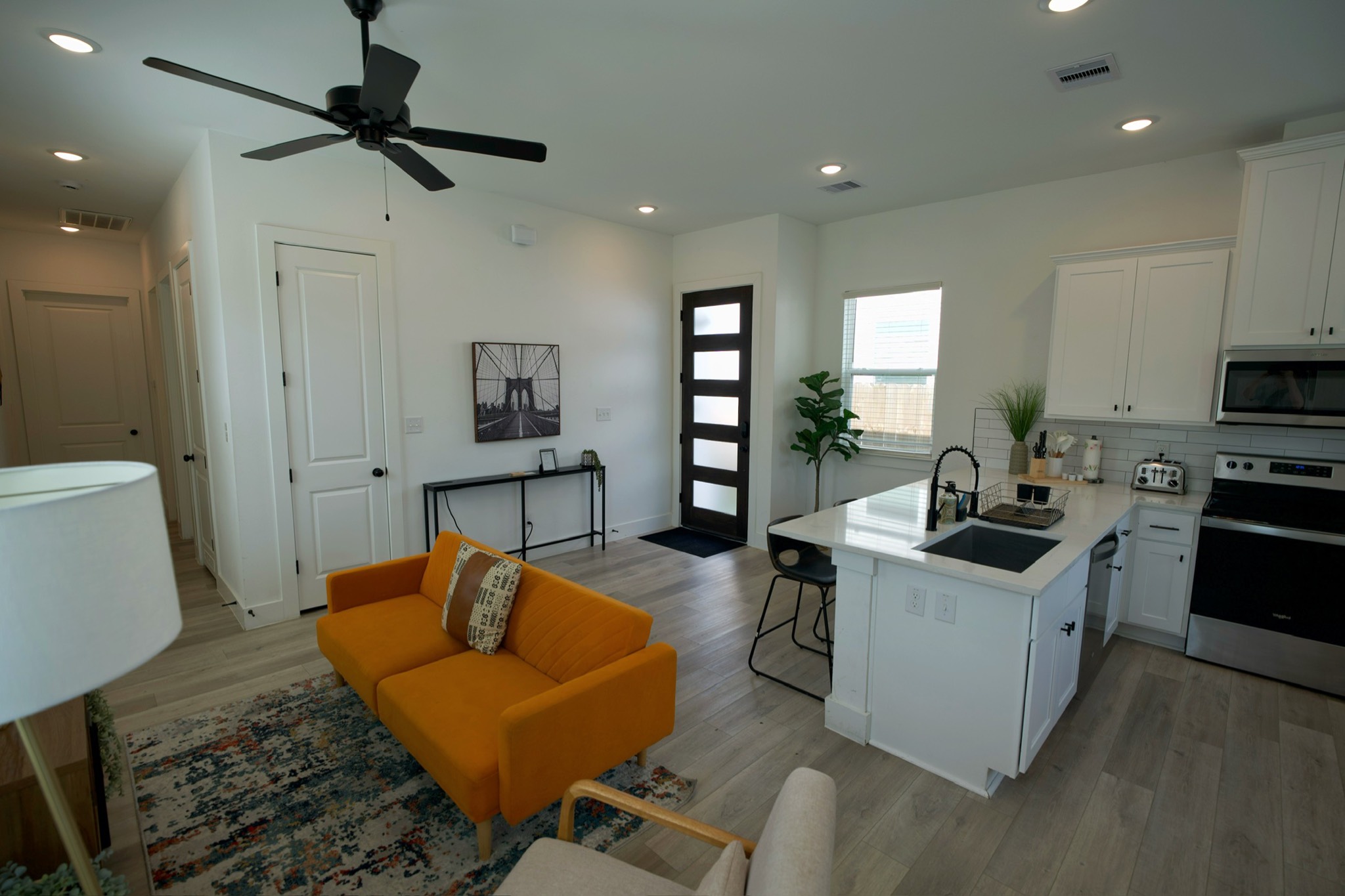 8703 Wileyvale Road Houston, TX 77016 - Photo 2 of 12 Gallery Image 2