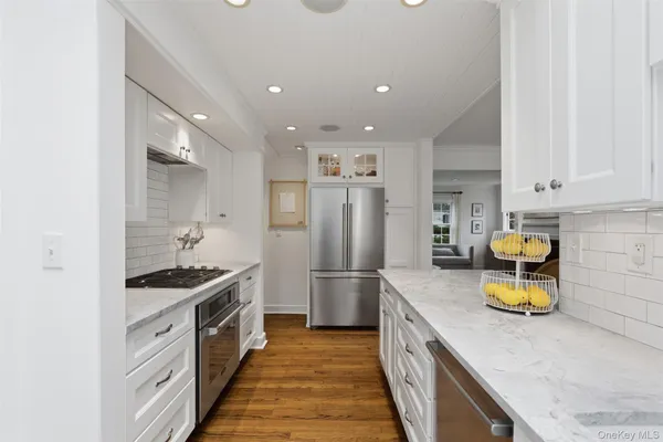$1,275,000 | 32 Kingsbury Road, New Rochelle, NY 10804