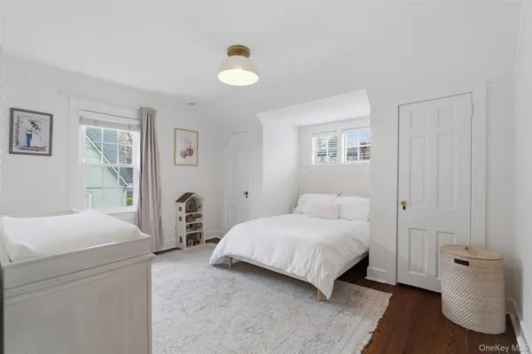 $1,275,000 | 32 Kingsbury Road, New Rochelle, NY 10804