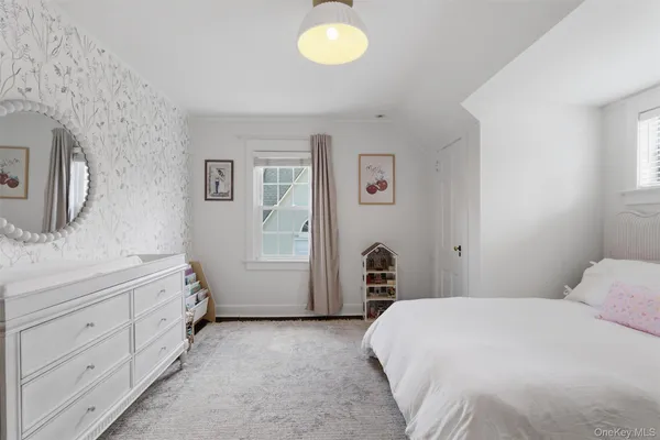 $1,275,000 | 32 Kingsbury Road, New Rochelle, NY 10804